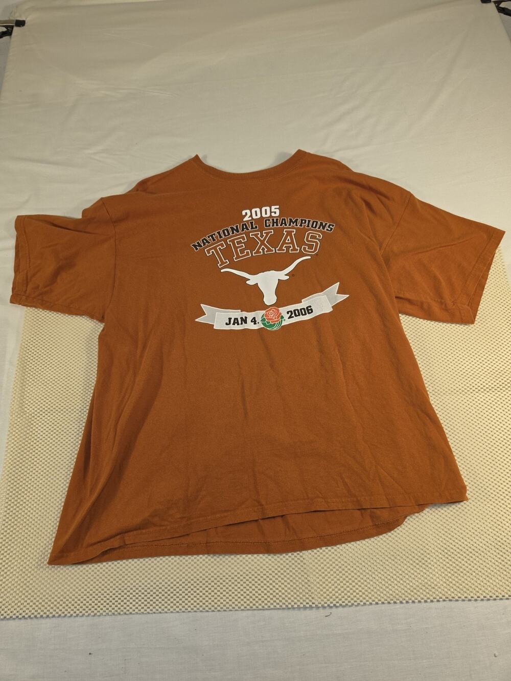 University Of Texas T-Shirt 2005 Rose Bowl Commemorative Size 2XL